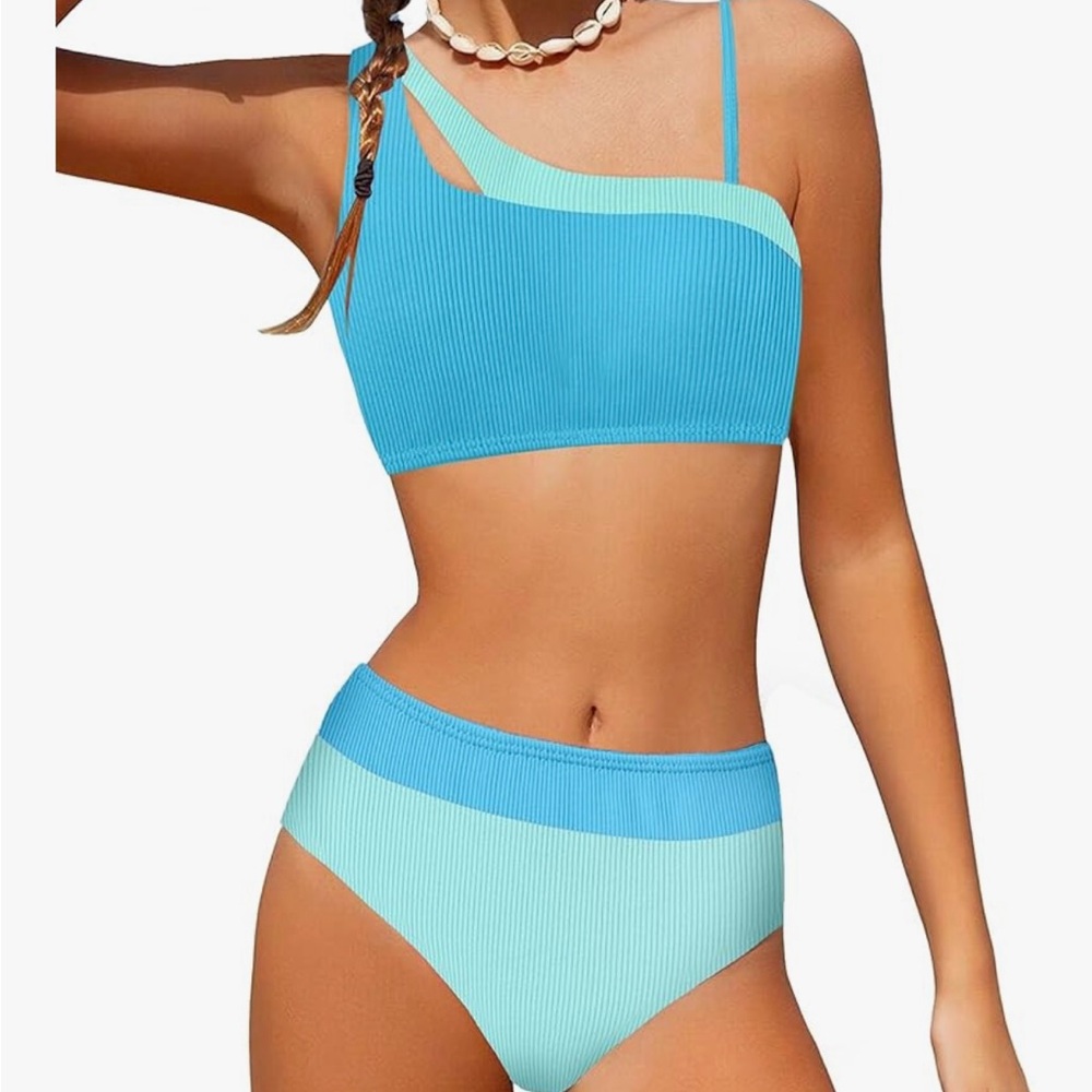 NWOT Blue and Light Blue Girls Swimwear Set